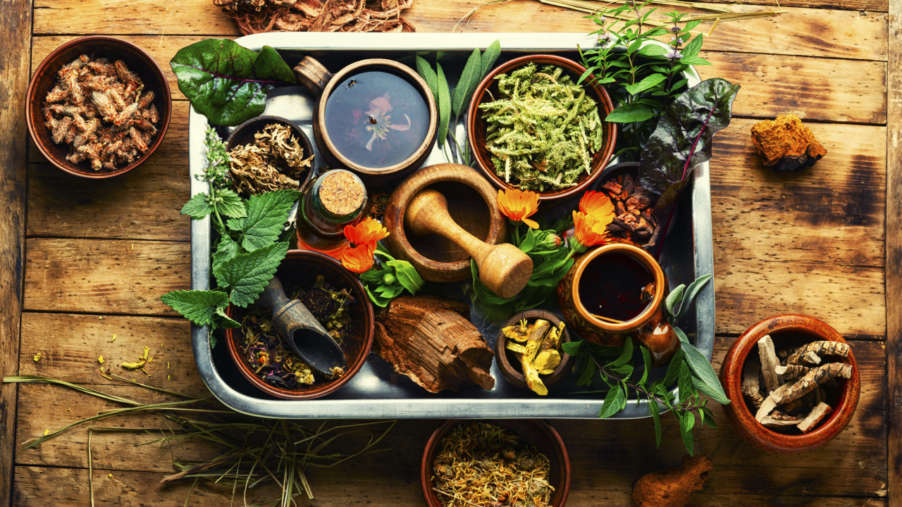 Nalewka ziołowa: wypróbuj nasze przepisy!