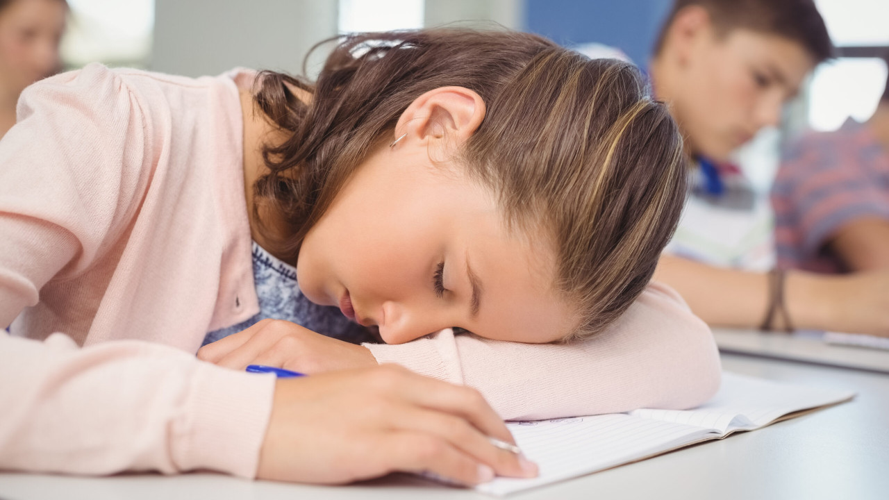 Zmęczone oczy: poznaj kilka domowych sposobów!