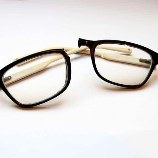 glasses-5822903_960_720